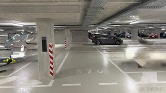 Garážové státie OMNIA, Tomášikova, Bratislava