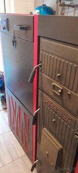 Automaticky kotol attack