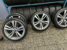 BMW elektróny M Performance s pneu Pirelli 255/35 R19