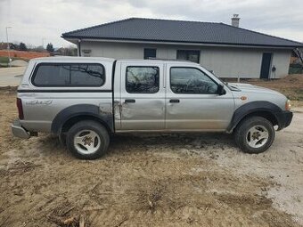 Nissan Navara 2.5D 98 kw