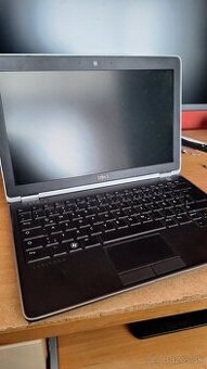 Dell latitude E6220 13,3"