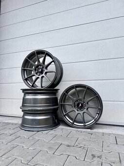 4x100 r17 Japan racing