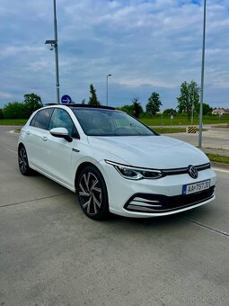 Volkswagen Golf 8 2.0 TSi Style 4motion