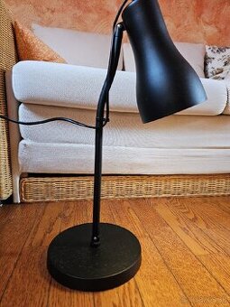 Lampa stolová