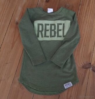 Rebel tričko