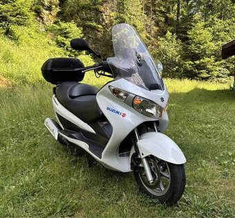 Suzuki Burgman 125 TOP stav