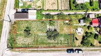 Rovinatý stavebný pozemok - 600 m2 - Dolné Krškany