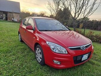 Hyundai i30 1.4 77kw rok 2009 STK EMS 11/2027