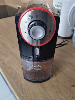 Mlynček na kávu ETA