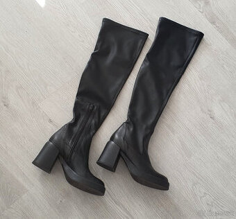 Kožené čižmy BAŤA nad kolená v.40 - NOVÉ