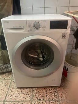 Práčka LG