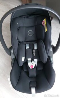 Cybex Cloud G i-size black moon +adaptéry na cybex Balios s