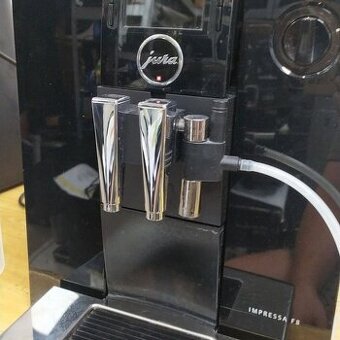 Opravy a servis kávovarov.