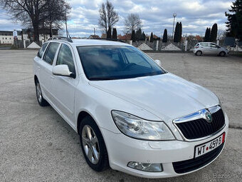 Skoda Octavia 2 2.0 TDI DSG elegance r.v 2012 xenon top stav