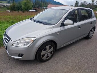 Kia Ceed volajte len ak máte vážny záujem prosím