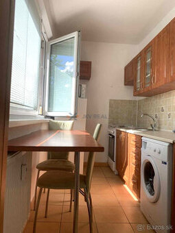 Prenájom : Útulný 1-izbový byt na Terase pri Novej nemocnici