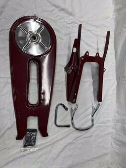 Podsedlový nosník, kryt reťaze  a madlá JAWA sport-replika