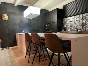 Horné Plachtince – luxusný rodinný dom pri lese