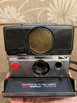Polaroid SX-70 Land Camera SONAR AutoFocus