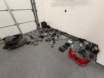 Chevrolet Cruze 1.8i 16v veškeré náhradné diely viz foto