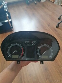 Budíky škoda fábia 1.4 MPI 59kw facelift