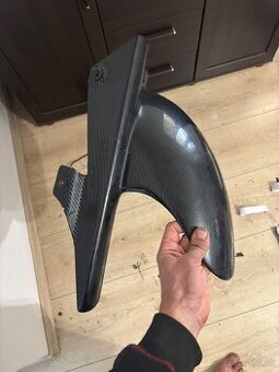 Zadni blatnik na Suzuki SV 650 a 650S 03-