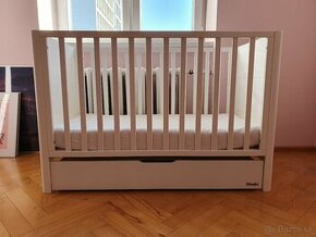 Detská postieľka s úložným priestorom a matracom - 1