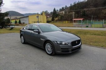 Jaguar XE 2.0 I4D Prestige AT, Nelakované