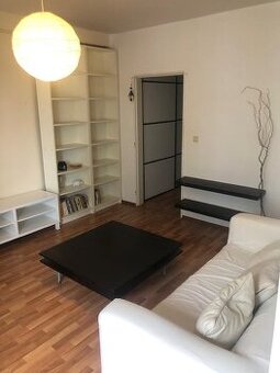 Prenájom garsńka ul. Veternicova karlova Ves BA IV
