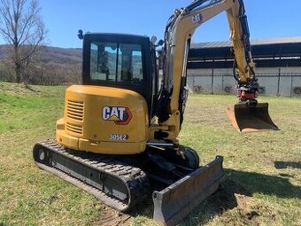 CAT 305E2 + Rototilt