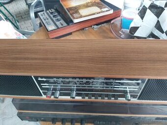 Predám retro radio,gramofón, magnetak