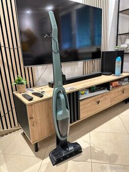 Tyčový vysávač Electrolux 500