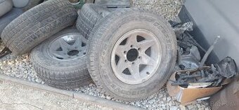 Predám elektróny nissan navara