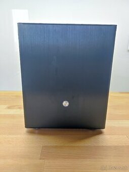 Jonsbo V4 mATX - 1