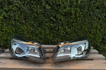 Opel Insignia A facelift, bi-xenon LED predné svetla