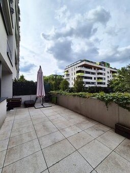 2-izbový byt s garážovým miestom a pivnicou Arboria