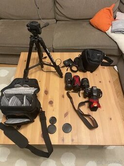 Predám fotoaparát Canon EOS 600D + objektívy + príslušenstvo