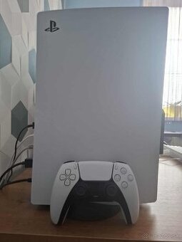 PlayStation 5 (PS5)