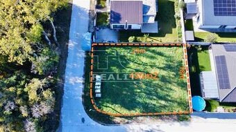 ZAČNITE STAVAŤ EŠTE TENTO ROK POZEMOK V HRUBEJ BORŠI –...