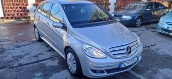 Mercedes-Benz B trieda - 1