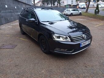 Volkswagen Passat B7 2.0 TDI  2012.
