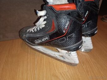 hokejove korčule Bauer Vapor 3 xpro