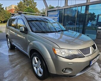 Predám Mitsubishi Outlander 2.0 DI-D, 103kw Instyle, 4x4