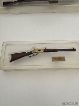 Winchester-Mod 1866 Yellow Boy - miniatúrna replika zbrane