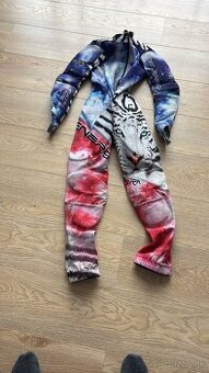 Lyžiarska pretekárska kombinéza + vesta + kraťasy