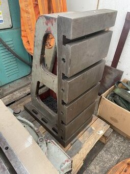 Upínací uholník 320x800 mm