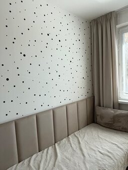 Nalepky na stenu alebo nabytok - bodky