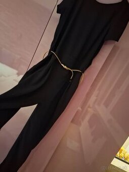 Čierny nohavicový overal s vreckami