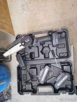 Elektronická reťazova pílka