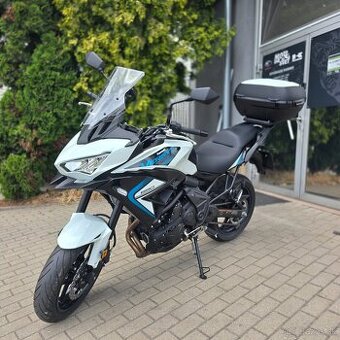 Kawasaki Versys 650 2025 + zadný kufor - 7400 km